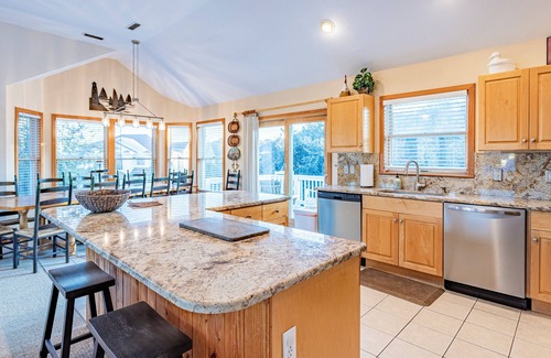 Duck House | Life O' Rily: Private Pool | Hot Tub | Oceanside | Game Room