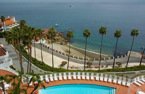 Avalon Villa | Light, Airy Luxury Hamilton Cove Villa La Casa Sirena w/Golf Cart - Great Value!