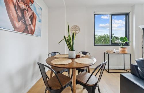 Travancore Apartment | Light Filled 2BR Apt with Balcony, Parking, near CBD & Cafes
