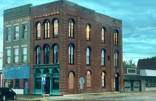 Carlinville Apartment | Light Filled Loft on Town Square