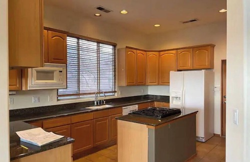 Rio Rancho Villa | Light-filled New Mexican Villa with Mountain Views