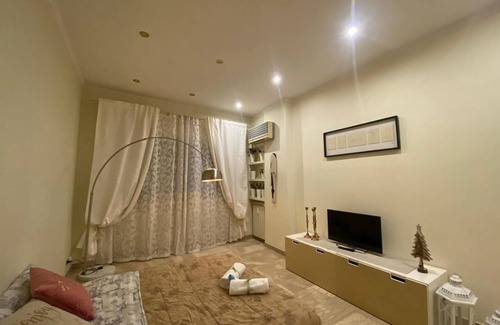 Quartiere XXII Collatino Apartment | Light House, ideal for sophisticated groups