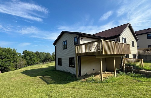 Galena House | Lighted Hot Tub w/4 BD/2.5 Baths and VERY close to town.