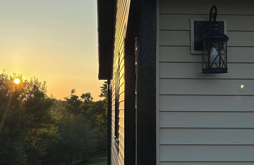 Galena House | Lighted Hot Tub w/4 BD/2.5 Baths and VERY close to town.