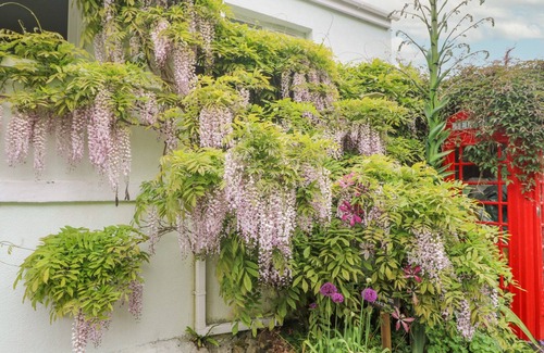 Praa Sands House | Lighthouse