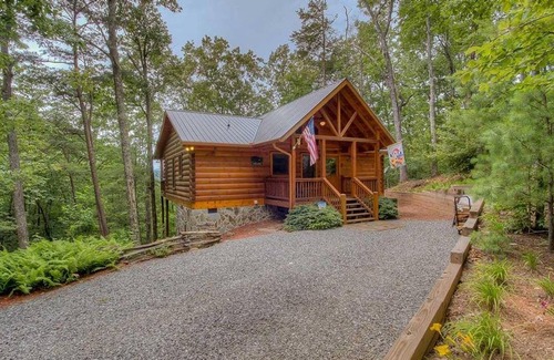 Blue Ridge Cabin | Lil' Slice of Heaven by Escape to Blue Ridge