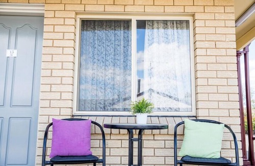 Goulburn Bed & Breakfast | Lilac City Motor Inn Standard Twin Room 22
