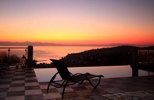 Mpogdanatika Villa | Lilac Lilium Artists villas.Ιδιωτική βίλα, με οικολογική πισίνα, εκπληκτική θέα.