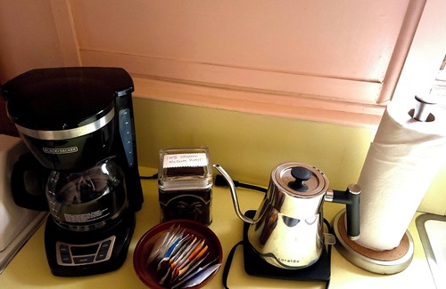 Summerland House | Lillie’s Oceanview RUSTIC Boho Surf Cottage nSteps to the beach & fun!