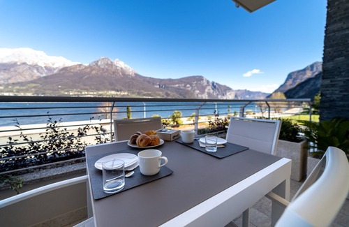 Onno House | Lily of the Valley Apartment