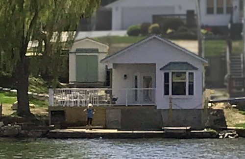 Sturgeon Bay Cottage | Lily Pad, a Door County Waterfront Cottage in Sturgeon Bay