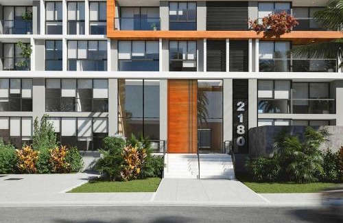 Country Club Apartment | Limarent