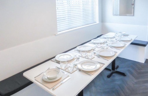 Amble House | Lime Lodge