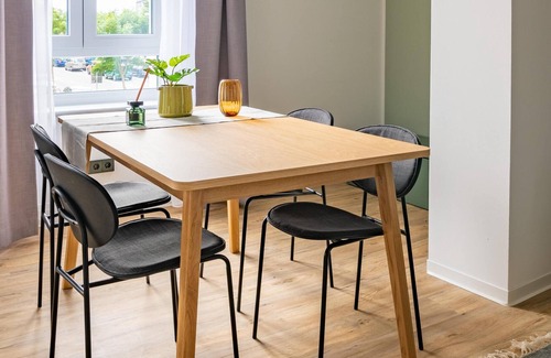 Lebenstedt Apartment | limehome Salzgitter | Suite with sofa bed (LT)