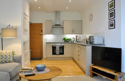Wellington Apartment | Limekiln - Immaculate Serviced Apartment