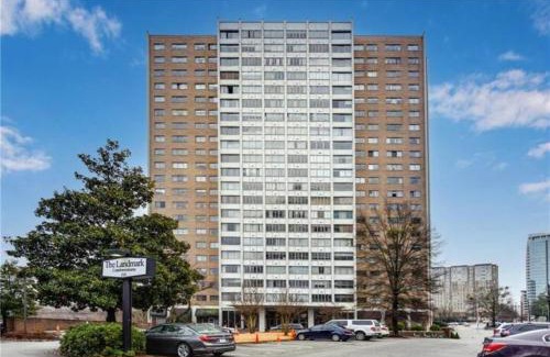 Downtown Atlanta Apartment | Limited Time Offer Downtown Stay with Parking