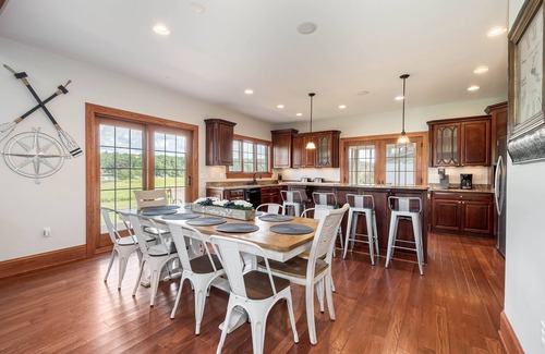 Waterfront Greens House | Limitless Joy | Private Indoor Pool + Hot Tubs & Game Room!