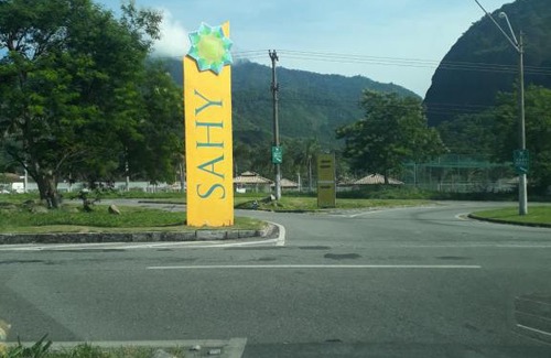 Sahy House | Linda casa em Condomínio no Sahy