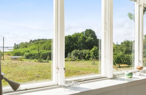 Adelso House | Lindby Pärlan by Interhome