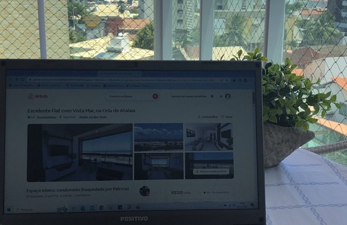 Atalaia Apartment | Lindo Apartamento com Vista Panorâmica ao Mar com 2/4 Climatizados na Atalaia