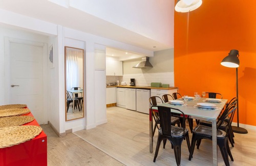 Barrio de las Letras Apartment | Lindo Terrace apartment in Madrid