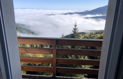 Linthal Ski Chalet | Linthal, individual chalet with veranda located in the mountains at 1050 meters above sea level