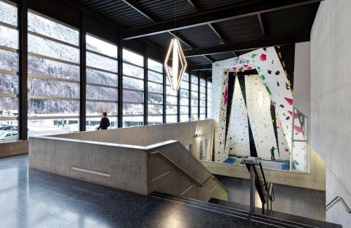 Glarus Nord Hotel | lintharena ag