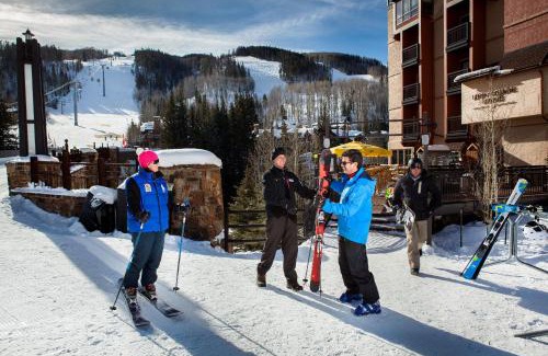 Vail Ski Chalet | Lion Square Lodge East 313