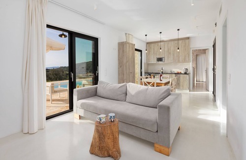 Kavvadades Villa | Lithari Tessera - Luxury Villa in Kavvadades, Corfu