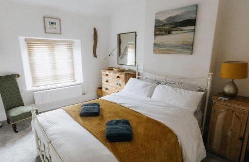 St Bees House | LITTLE BLUE HOUSE - Cottage with Seaview near the Lake District National Park
