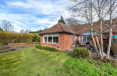 Five Oak Green House | Little Bourne - Two Bedroom House, Sleeps 4