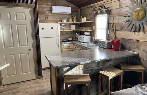 Board Camp Cabin | Little Choctaw Cabin