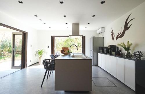 Tateyama House | Little Deer by SANA