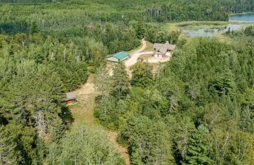 Bigfork Cabin | Little East Lake Escape - LODGE and CABIN