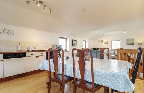 Coverack House | LITTLE FERNLEIGH, family friendly, with a garden in Coverack