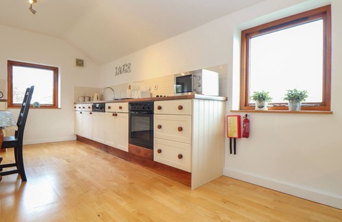 Coverack House | LITTLE FERNLEIGH, family friendly, with a garden in Coverack