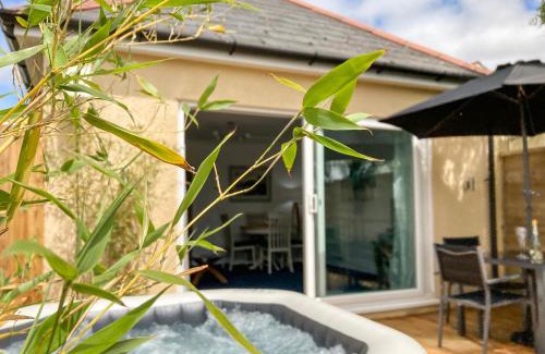 Saint Anns Chapel House | Little Honeynook