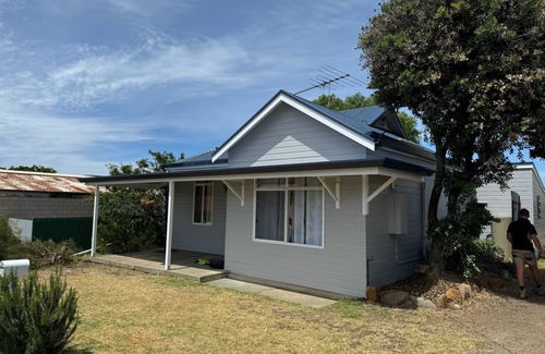 Kingscote House | Little Kobada - Perfect base for your Kangaroo Island adventure!