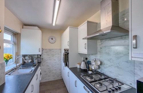 Penrhyn Bay Apartment | Little Orme Cottage