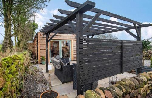 Tunstall House | Little Pines Lodge