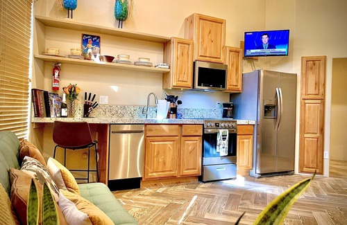Sunrise Desert Vistas House | LITTLE SPUR Casita in N. Scottsdale with kitchen, desert views, and adventure.