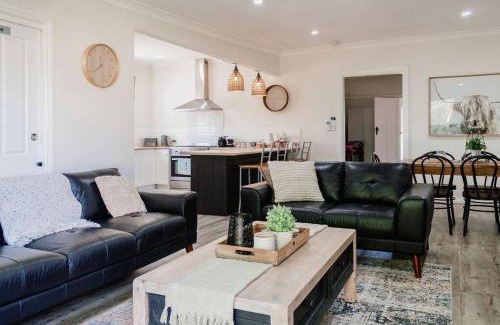 Central Mudgee Apartment | Live in the Heart of Mudgee at Fairbairn Cottage