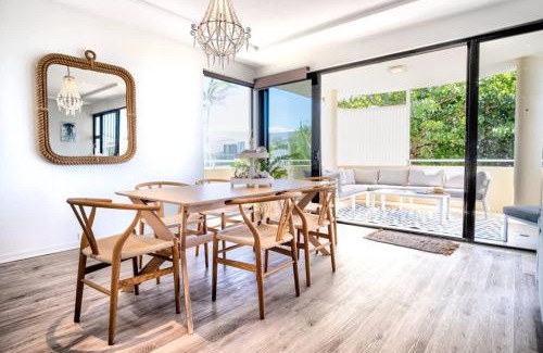 Moffat Beach Apartment | Live like a local In The Heart of Moffat Beach