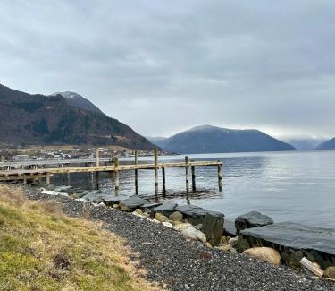 Leikanger Municipality Apartment | Live right by the Sognefjord