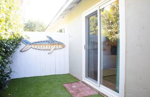 Del Mar House | Live the Beach Life in a Quaint Shell Cottage