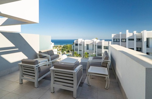 Puerto de la Duquesa Apartment | Live the High Life in a Designer Penthouse at Pure South