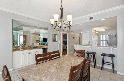 Navarre Beach Condo | Live the life of luxury and indulge in this beautiful, Gulf front condo!