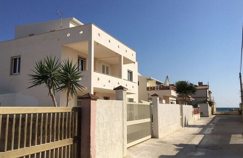 Granelli Apartment | live the sea in a natural paradise ideal for kite, windsurfing, biking and children