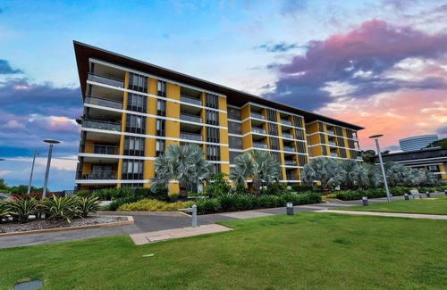 Darwin City Centre Apartment | Live Work Play Darwin Waterfront