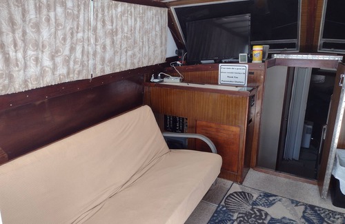 Micco Boat Rental | Liveaboard Lifestyle on the Indian River Lagoon